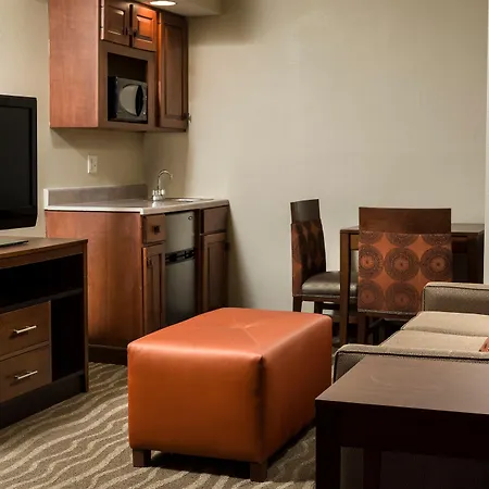 Holiday Inn Hotel & Suites Des Moines-Northwest By Ihg Urbandale Exterior photo