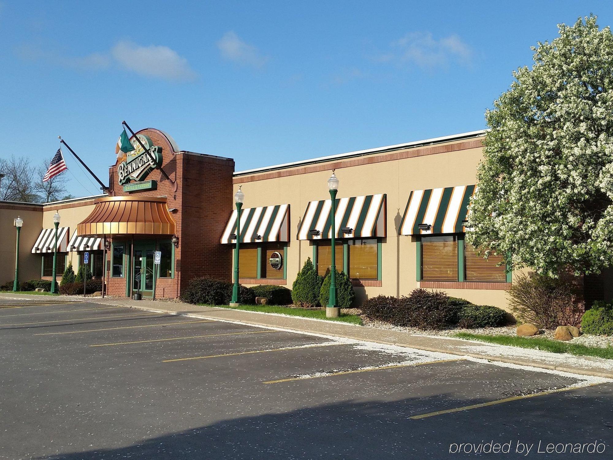 Hotel & Des Moines-northwest By Ihg