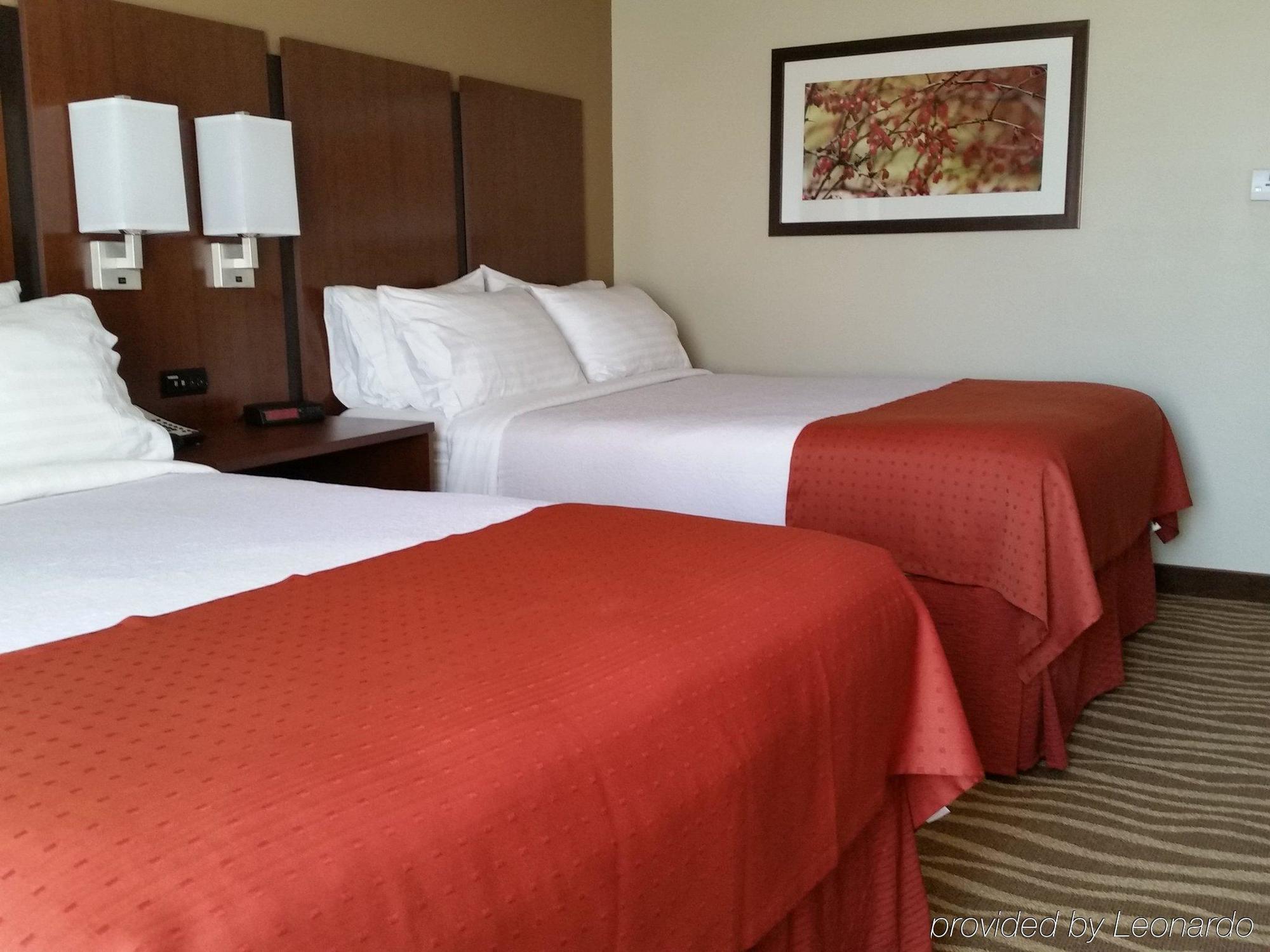 & Des Moines-northwest By Ihg 3* Urbandale